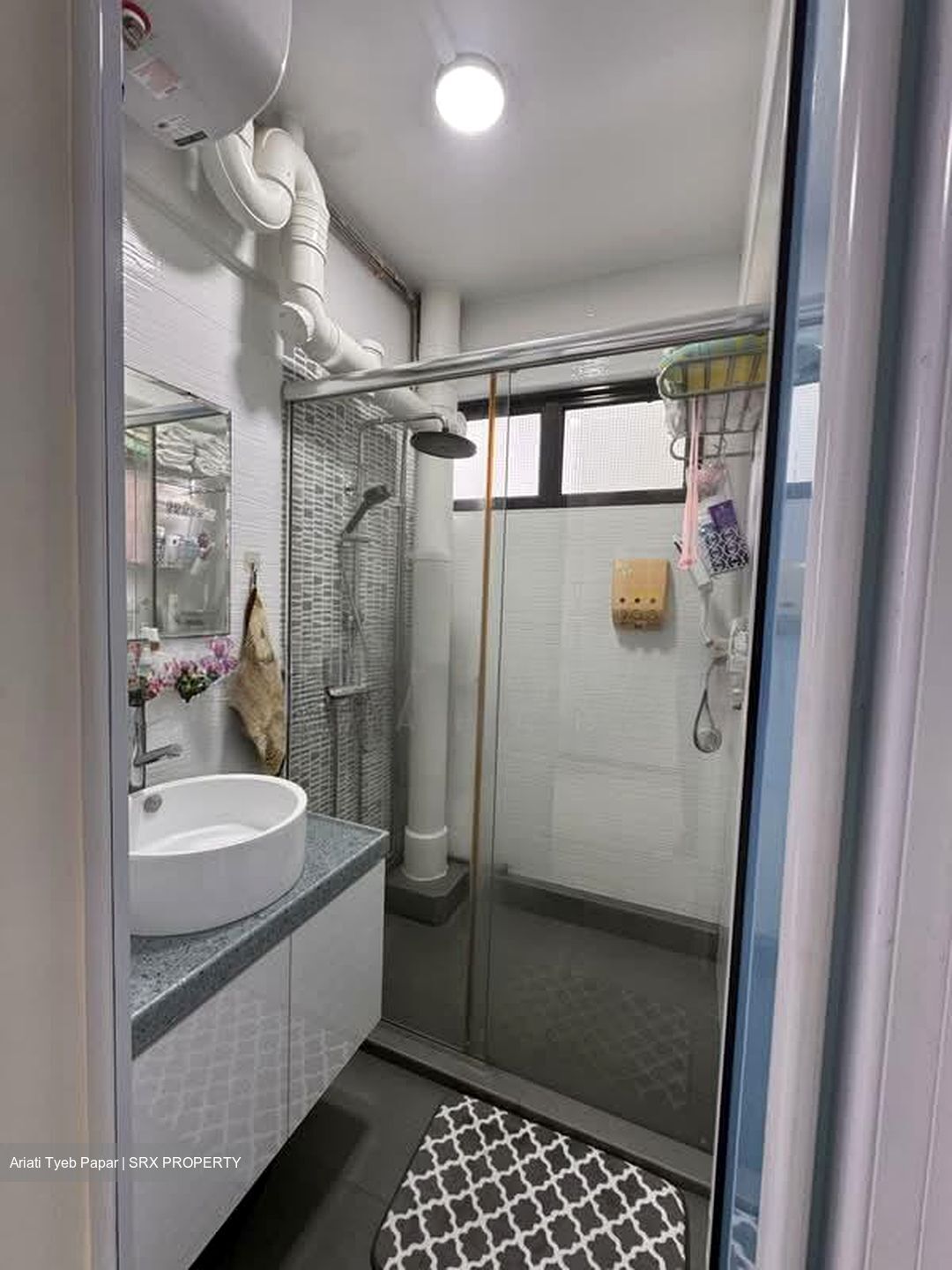 Blk 410 Pandan Gardens (Jurong East), HDB 3 Rooms #574561791